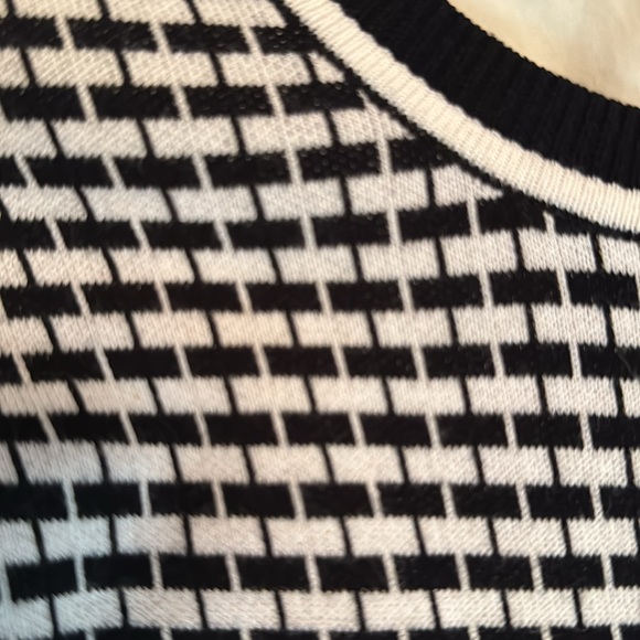 Banana Republic Black and White Long Sleeve Knit Dress Size S - Picture 7 of 7